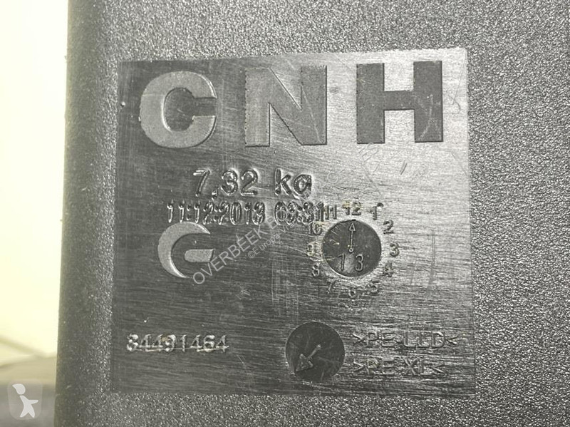 Запчасти для грузовика New Holland W110C-CNH...