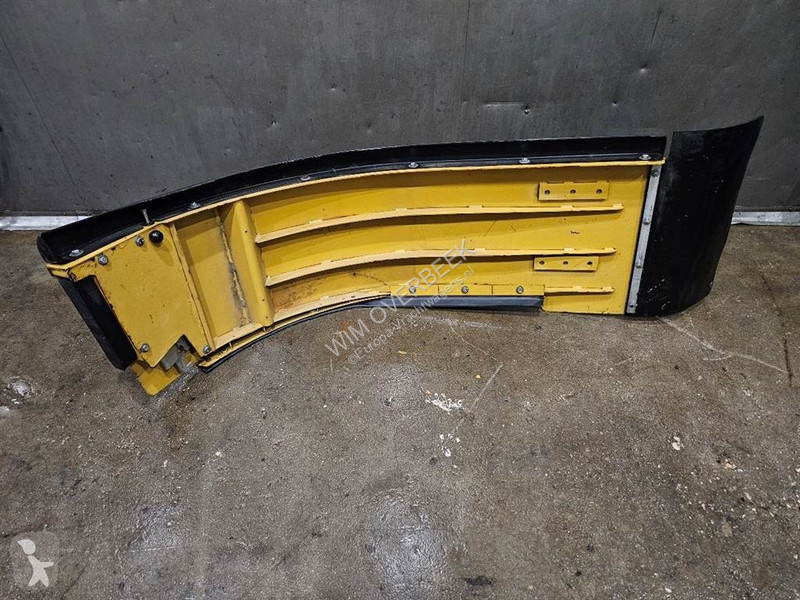 Repuestos para camiones Caterpillar - Rear mud...