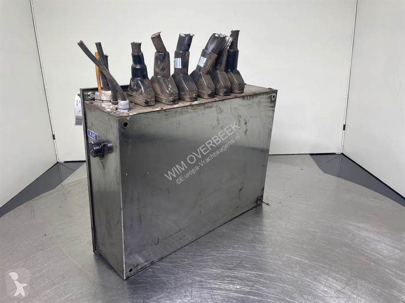 Vrachtwagenonderdelen  835E-175343-Switch...