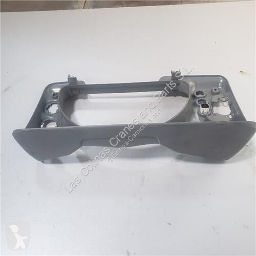 قطع غيار الآليات الثقيلة Iveco Couverture du...