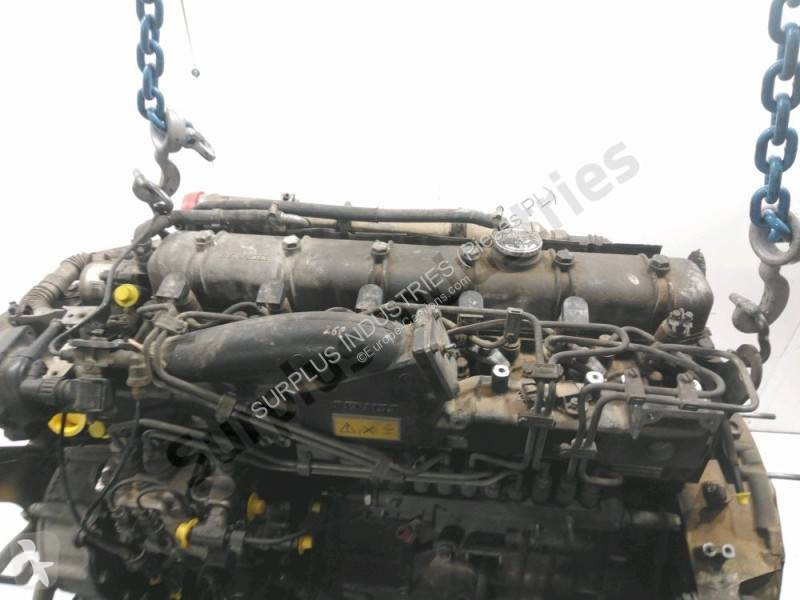 قطع غيار الآليات الثقيلة Renault