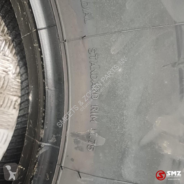 قطع غيار الآليات الثقيلة  Band 385/65R22.5...