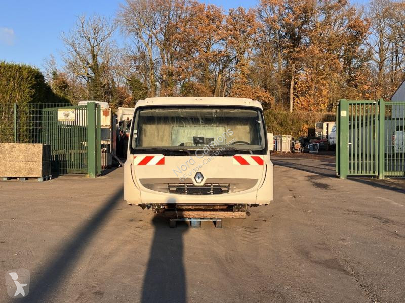 قطع غيار الآليات الثقيلة Renault