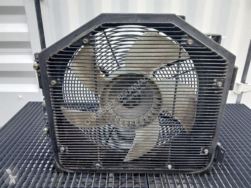قطع غيار الآليات الثقيلة Hitachi...