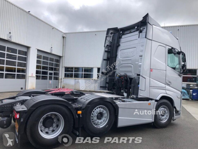 قطع غيار الآليات الثقيلة Volvo