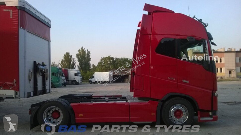 قطع غيار الآليات الثقيلة Volvo