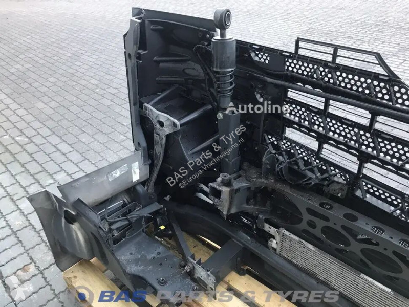 قطع غيار الآليات الثقيلة Mercedes
