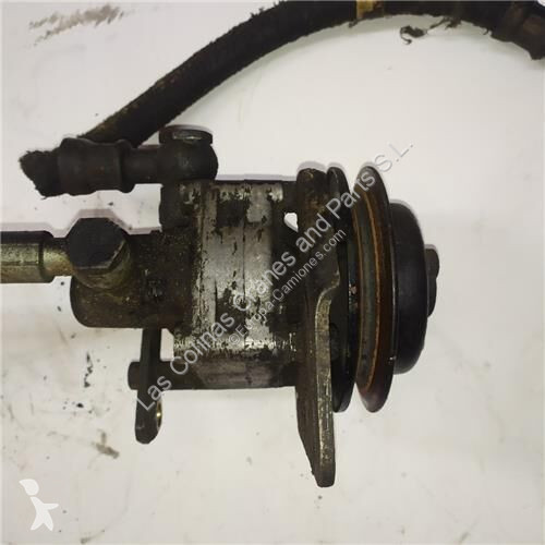 قطع غيار الآليات الثقيلة Nissan Pompe de...