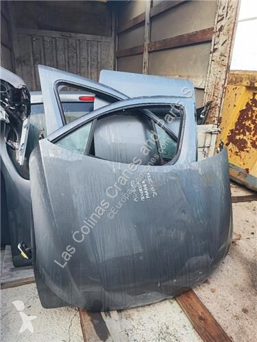 قطع غيار الآليات الثقيلة Peugeot Calandre...