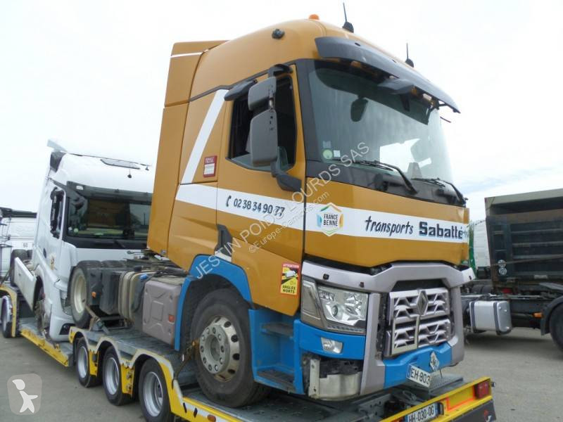قطع غيار الآليات الثقيلة Renault