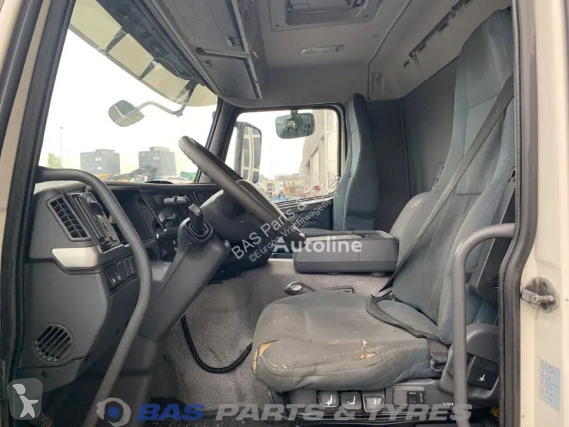 قطع غيار الآليات الثقيلة Volvo
