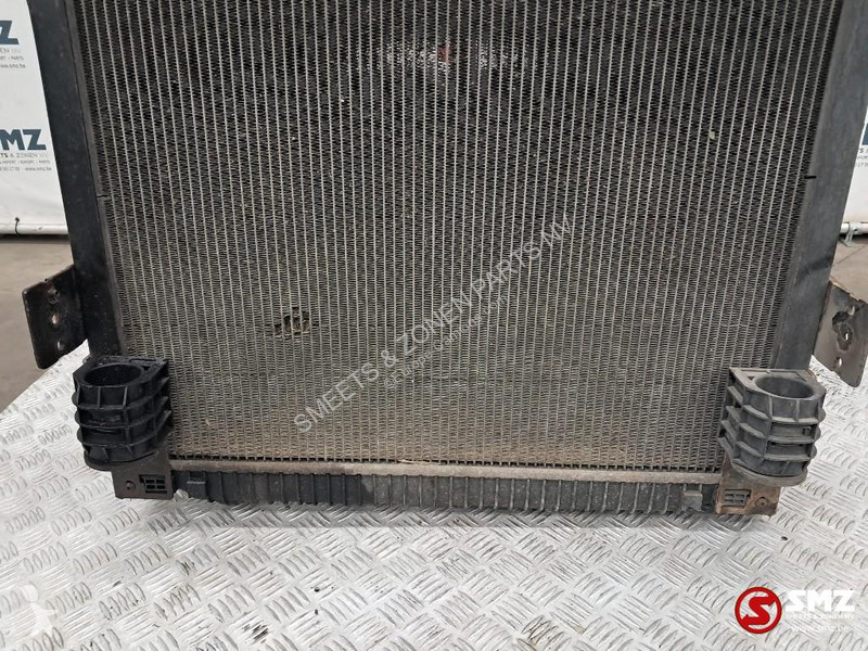 قطع غيار الآليات الثقيلة Renault Occ radiator...