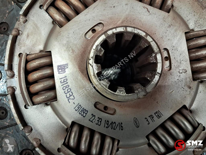 قطع غيار الآليات الثقيلة Renault Occ...