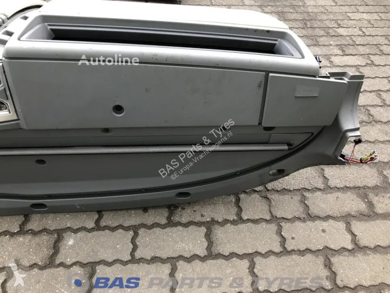 قطع غيار الآليات الثقيلة Renault T-Serie...