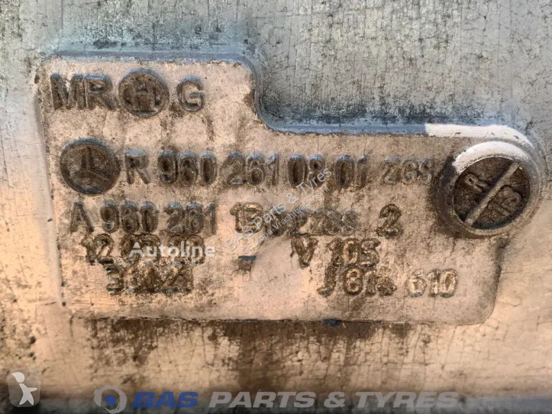 قطع غيار الآليات الثقيلة Mercedes