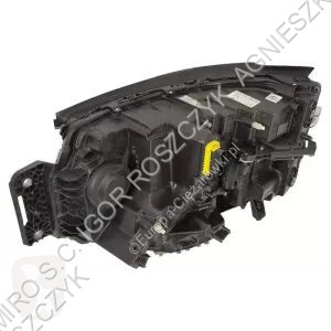 قطع غيار الآليات الثقيلة Renault Phare avant...