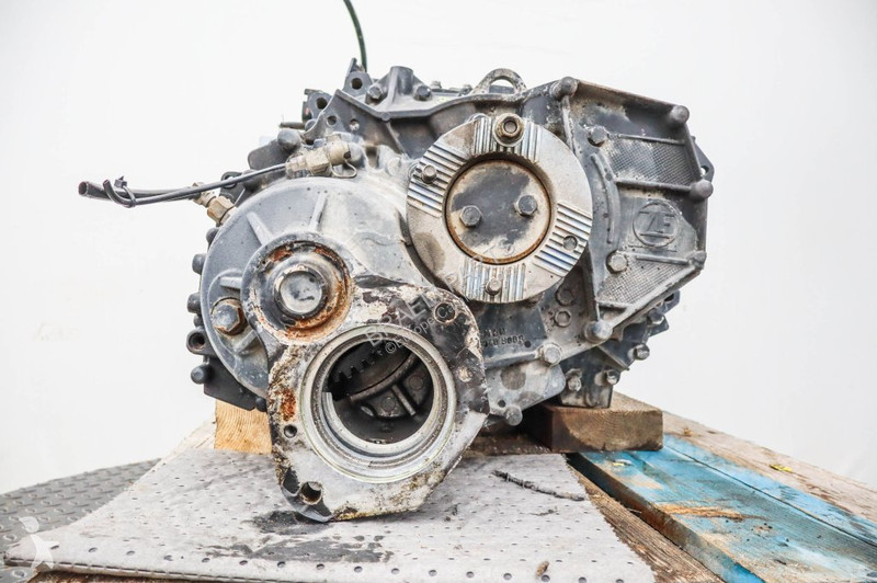 قطع غيار الآليات الثقيلة ZF 12TX2826TO...
