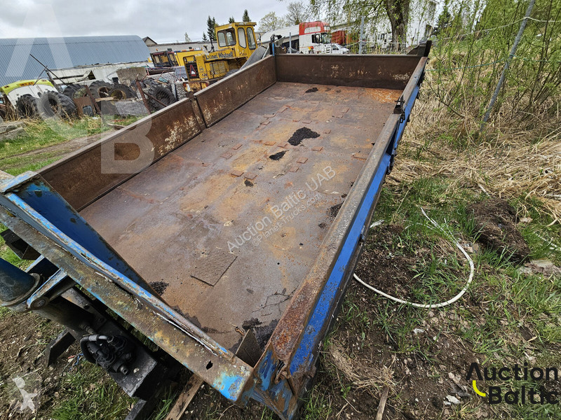 قطع غيار الآليات الثقيلة  cargo part with cylinder