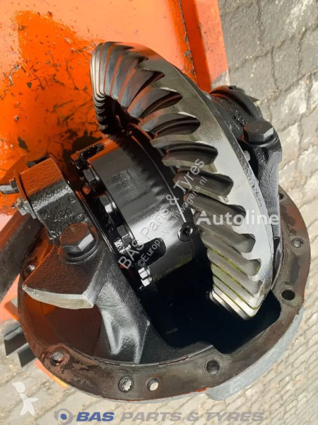 قطع غيار الآليات الثقيلة Renault P08120