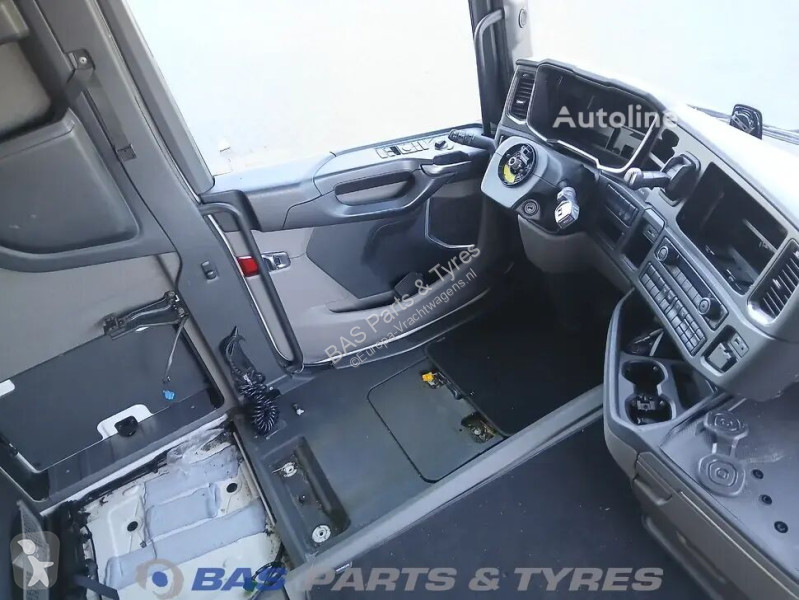 قطع غيار الآليات الثقيلة Scania