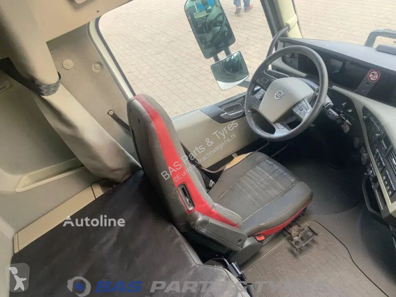 قطع غيار الآليات الثقيلة Volvo