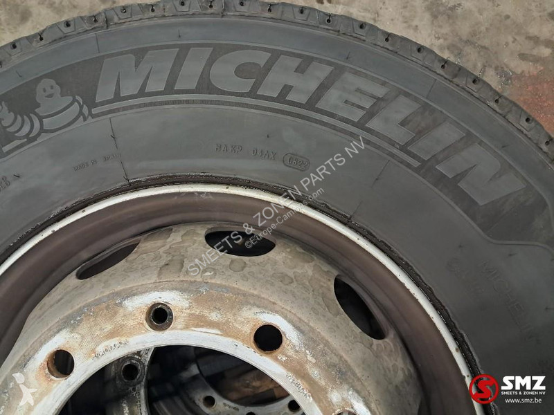 قطع غيار الآليات الثقيلة Michelin Occ...