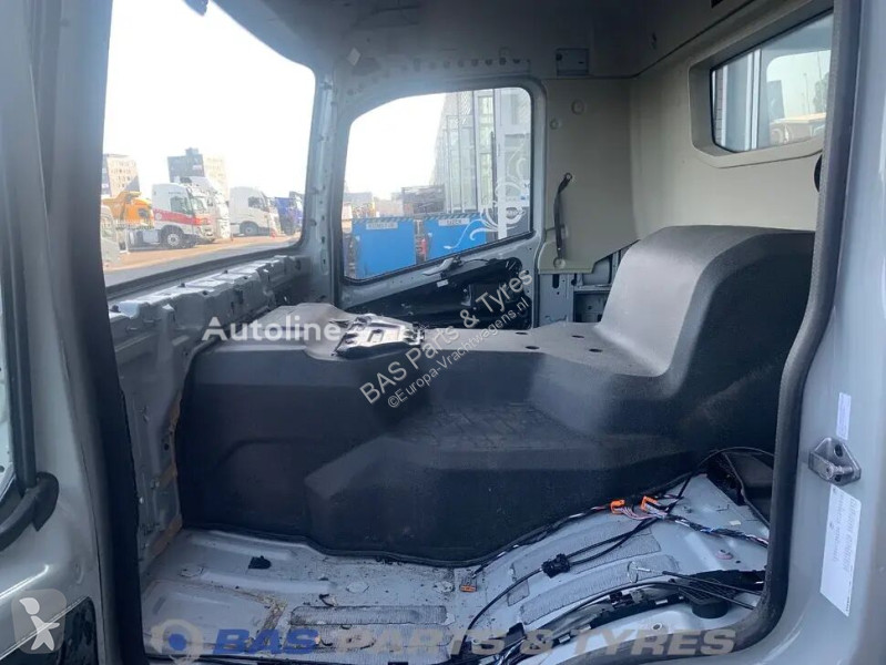 قطع غيار الآليات الثقيلة Volvo