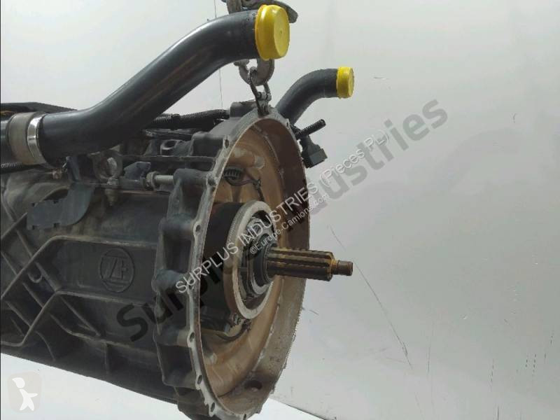 قطع غيار الآليات الثقيلة ZF