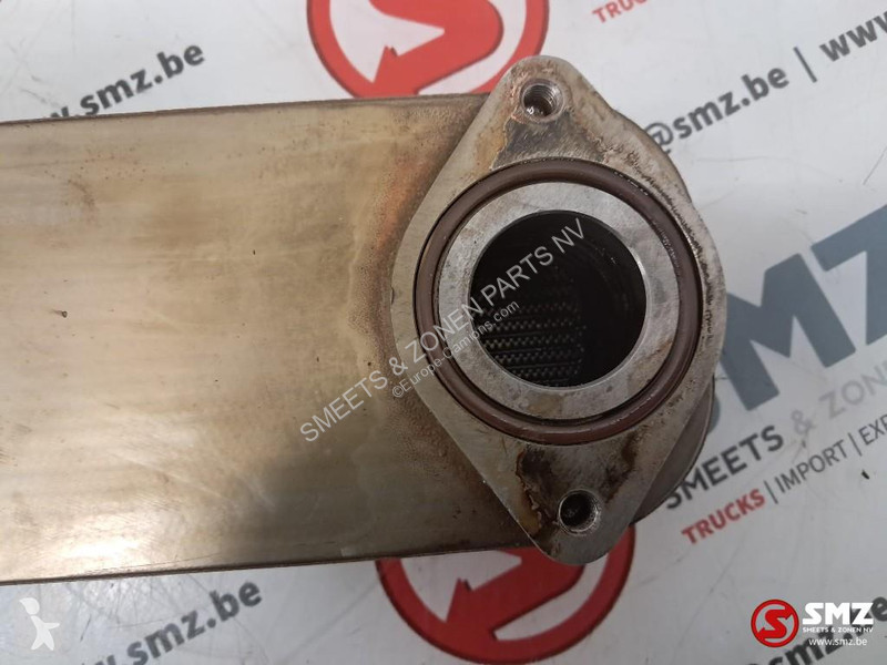 قطع غيار الآليات الثقيلة Iveco Occ oliekoeler...