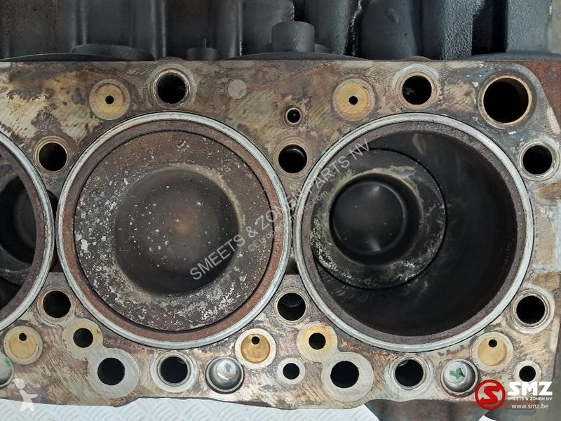 قطع غيار الآليات الثقيلة Iveco Occ motorblok...