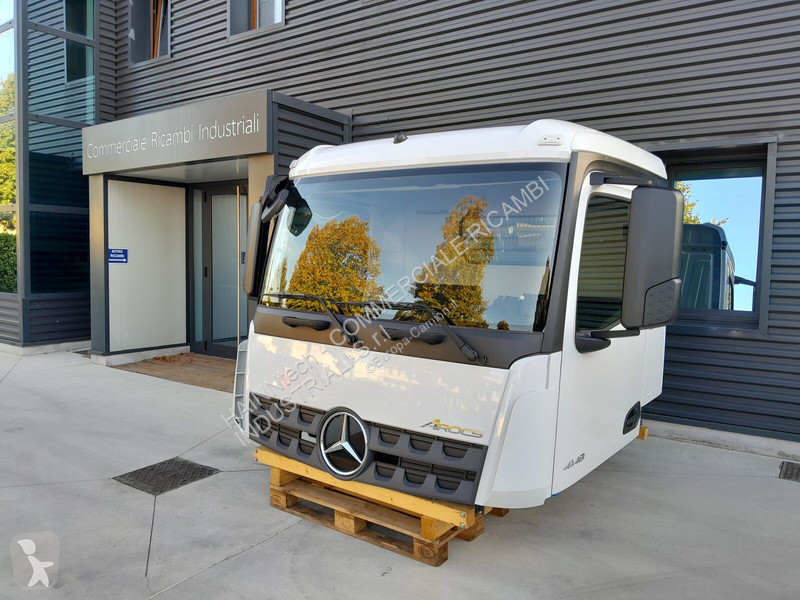 قطع غيار الآليات الثقيلة Mercedes AROCS ACTROS...