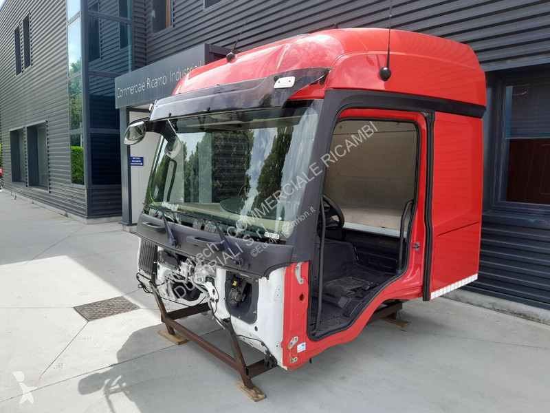 Pièces poids lourds Mercedes AROCS ACTROS...