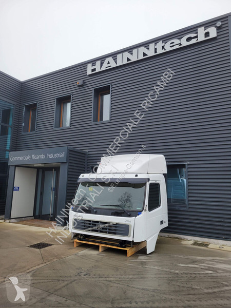 قطع غيار الآليات الثقيلة Volvo - DAY CAB - L1 H1