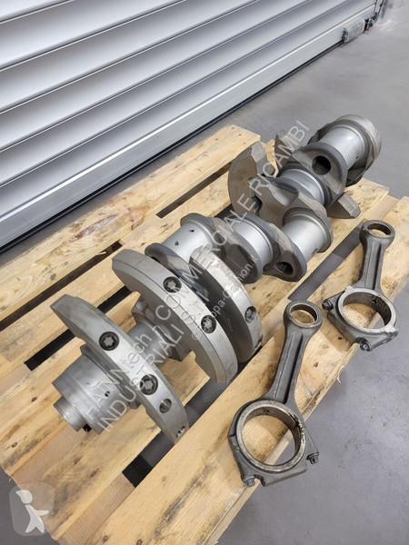 قطع غيار الآليات الثقيلة Scania