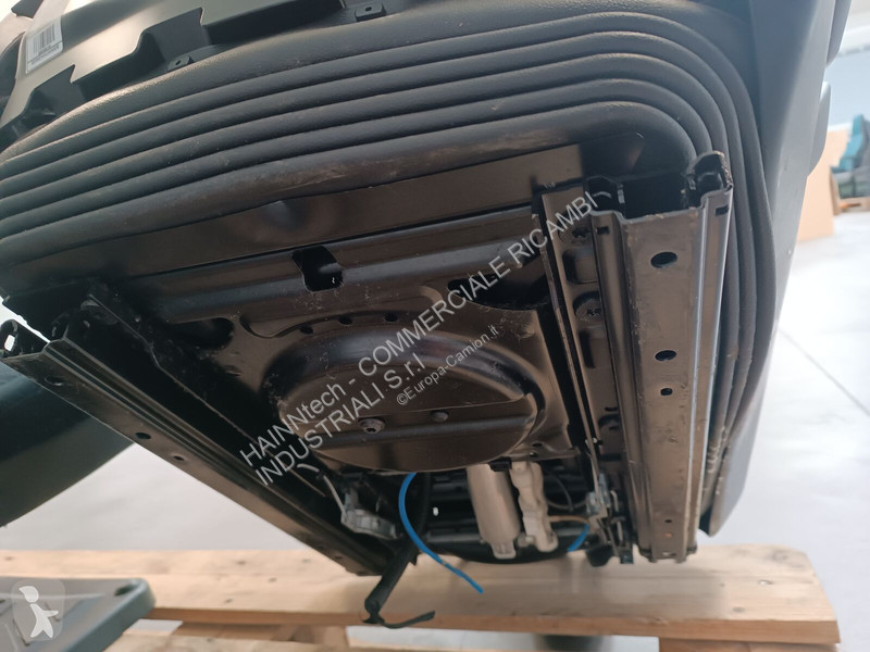 قطع غيار الآليات الثقيلة Mercedes RH+LH - DX+SX