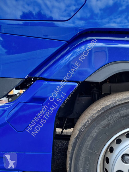قطع غيار الآليات الثقيلة DAF SIDESKIRTS XF XG...