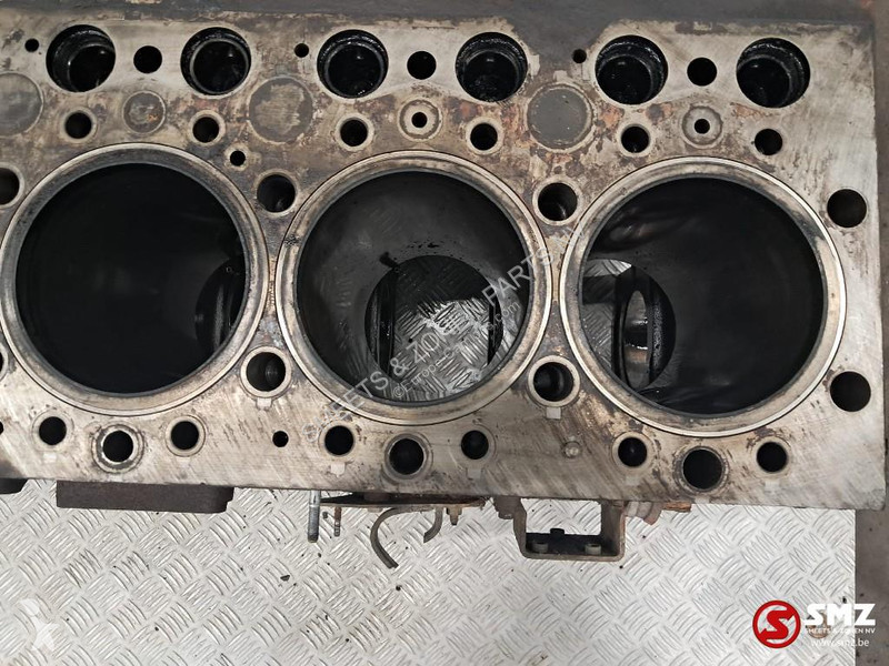 قطع غيار الآليات الثقيلة Renault Occ motorblok...