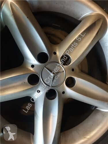 قطع غيار الآليات الثقيلة Mercedes