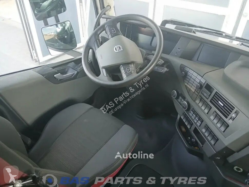 قطع غيار الآليات الثقيلة Volvo