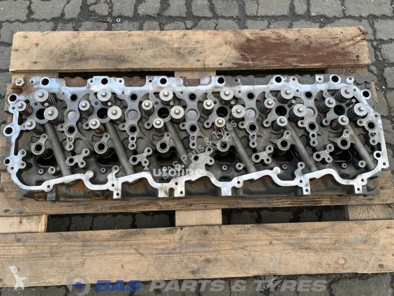 قطع غيار الآليات الثقيلة DAF Cylinderhead MX13...