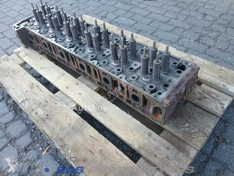 قطع غيار الآليات الثقيلة Mercedes Cylinderhead...
