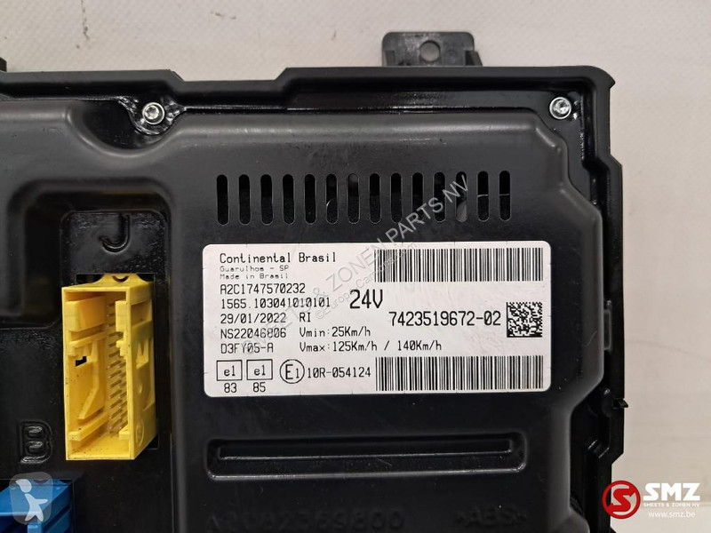قطع غيار الآليات الثقيلة Renault Occ...