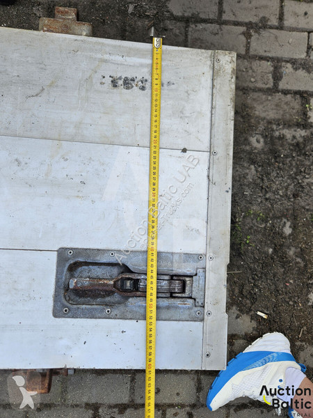 Pezzi di ricambio per mezzi pesanti  pcs....