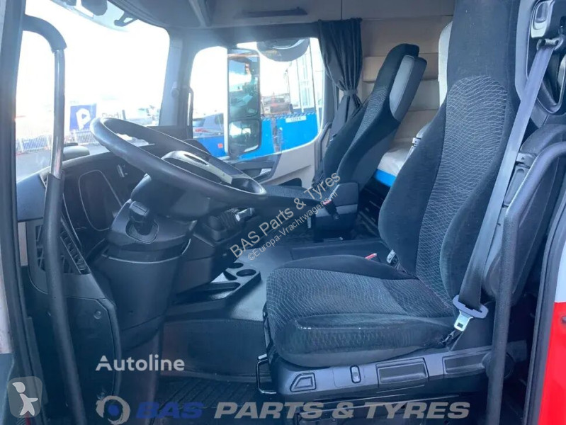 قطع غيار الآليات الثقيلة Mercedes