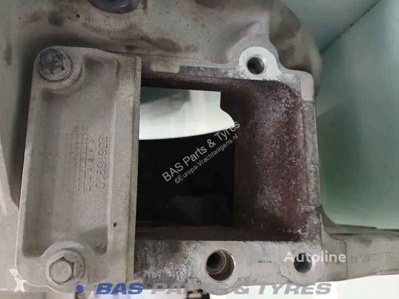قطع غيار الآليات الثقيلة Volvo Clutch cover