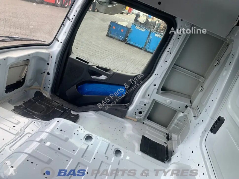 قطع غيار الآليات الثقيلة Mercedes