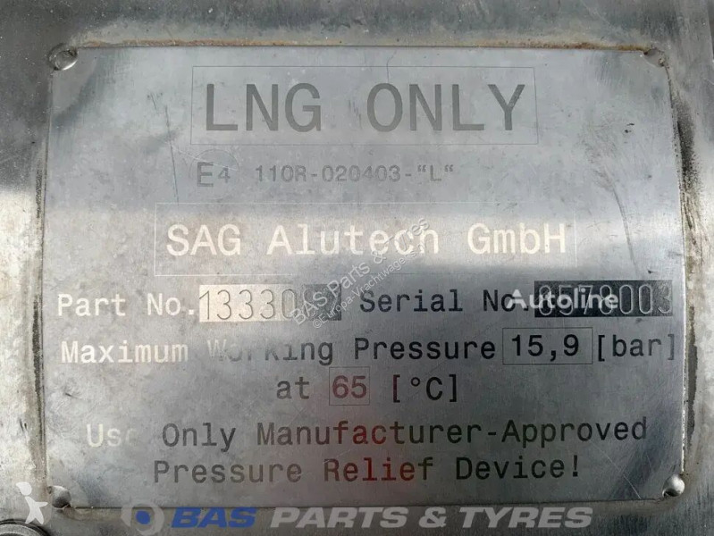 Teherautó-alkatrészek Scania LNG tank 340 Liter