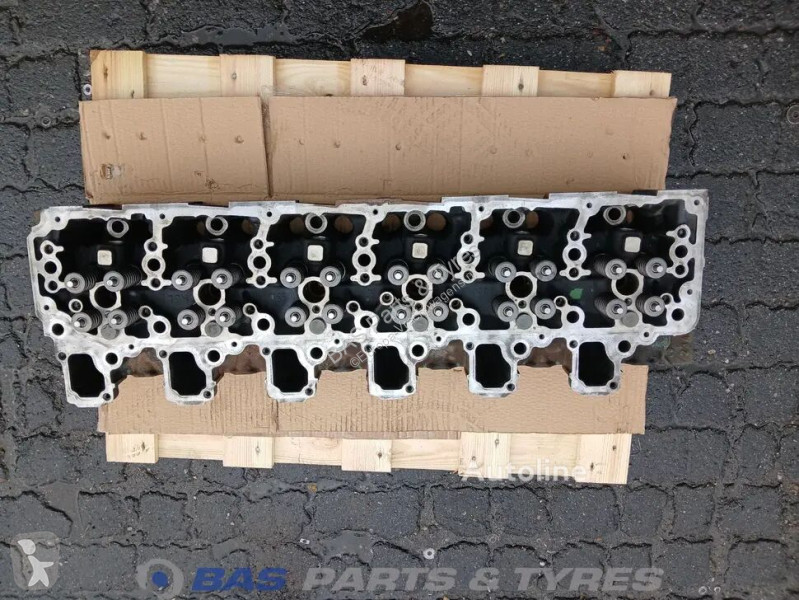 Náhradní díly pro kamiony Volvo Cylinderhead...