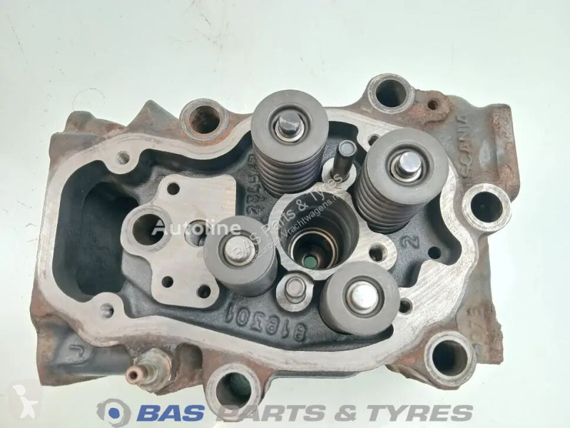 Náhradní díly pro kamiony Scania Cylinderhead...