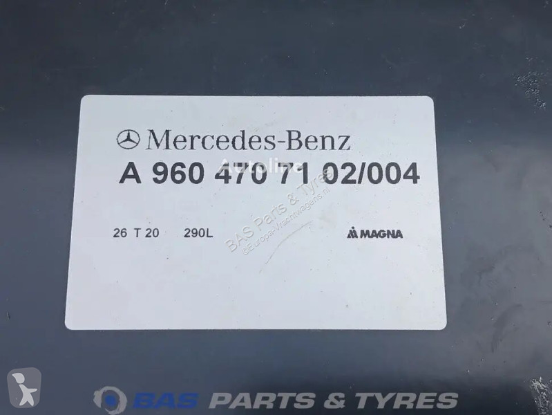 Mercedes Mercedes 290 Liter truck part